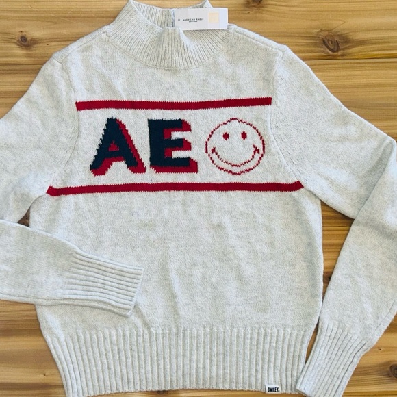 NEW American Eagle Smiley Mock Neck Soft Sweater Size Small NWT - Picture 7 of 13